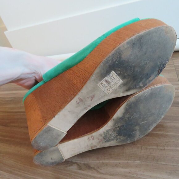 ANTHROPOLOGIE Bow Back Wooden Wedge Peeptoe Sandals in Kelly Green - Size US 10 - Picture 14 of 15